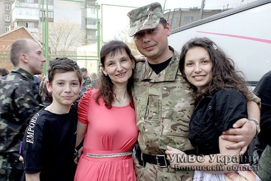 На Волині зустрічали міліціонерів, які забезпечували охорону у зоні АТО. ФОТО