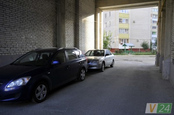 «Автоколапс» у луцьких дворах