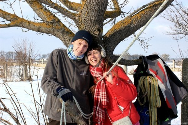 У Луцьку голий чоловік стрибнув з 50-метрової висоти. ФОТО