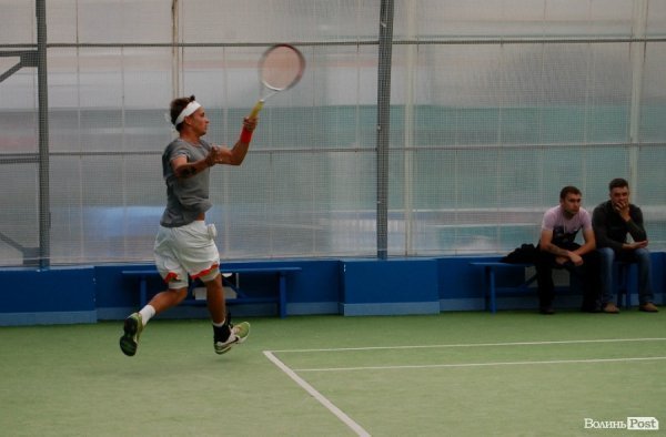 У Луцьку визначили кращих юних тенісистів