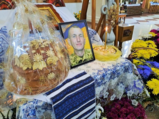На Волині попрощалися з Героєм Дмитром Бештою