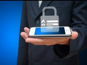 Як зрозуміти, що ваш телефон прослуховується