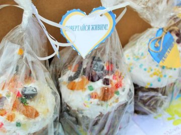 У Ковелі освятили паски для луганських тероборонівців. ФОТО