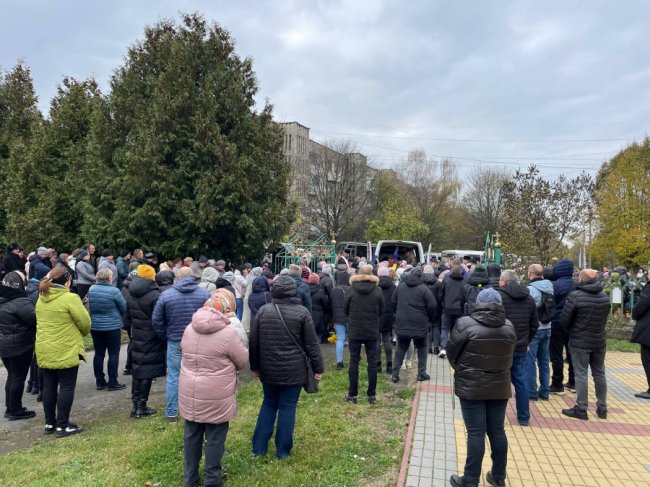 На Волині в останню дорогу провели Героя Руслана Приступу