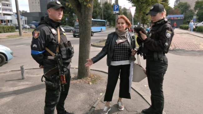 У Луцьку патрульні штрафували пішоходів: серед порушників – найбільше пенсіонерів. ФОТО. ВІДЕО