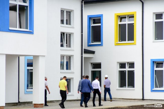 «Є велика мета зробити об’єкт показовим»: міністр оглянув новий дитячий садок у селі Крупа. ФОТО