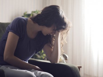Луцька лікарка назвала найпоширеніші причини пригніченого стану у жінок 