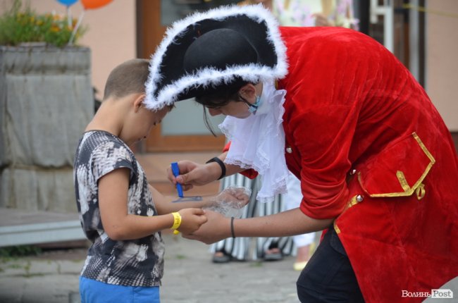 У «сонячній» кав’ярні в Луцьку започаткували власне свято, аби врятувати заклад від закриття. ФОТО