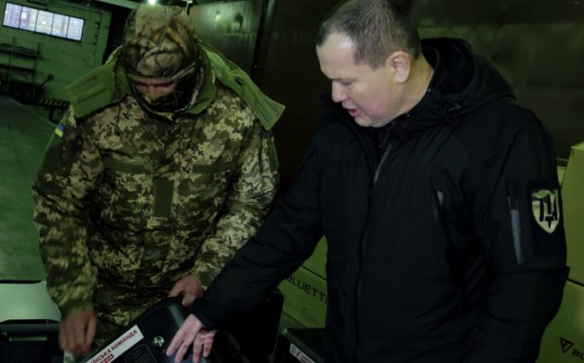 Спецпідрозділ ССО «Рейнджер» отримав партію потужних зарядних станцій від волонтерів «Української команди»