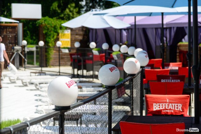 У луцькому парку запрацювала «Ротонда». ФОТО 