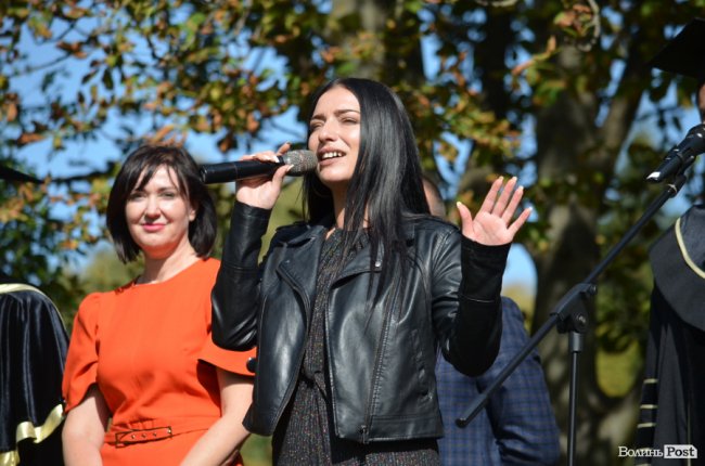  Як у луцькому «політесі» вітали першокурсників. ФОТОРЕПОРТАЖ