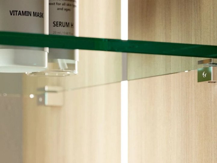 «Парящі полиці»: як створити ефект невидимого кріплення і не зіпсувати стіну