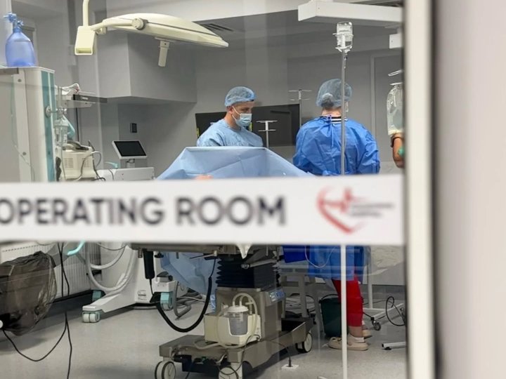 На Волині лікарі зробили унікальну операцію без жодного розрізу. ФОТО