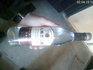 Лучанка торгувала сурогатом з квартири