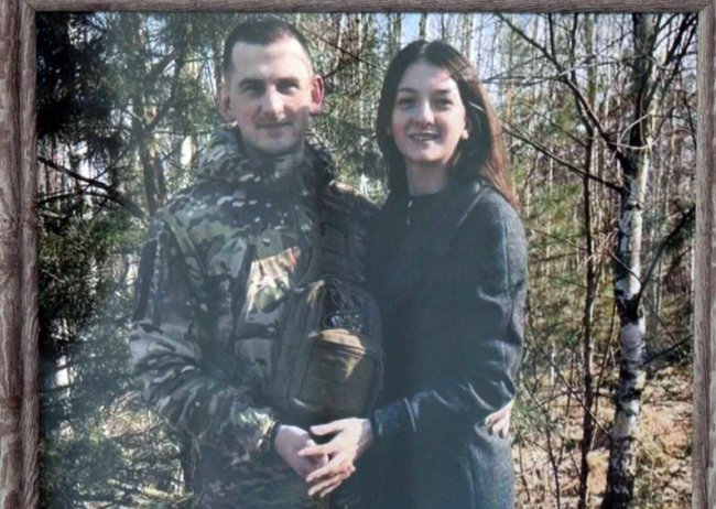 Вагітна дружина загиблого бійця з Волині просить присвоїти йому звання Героя