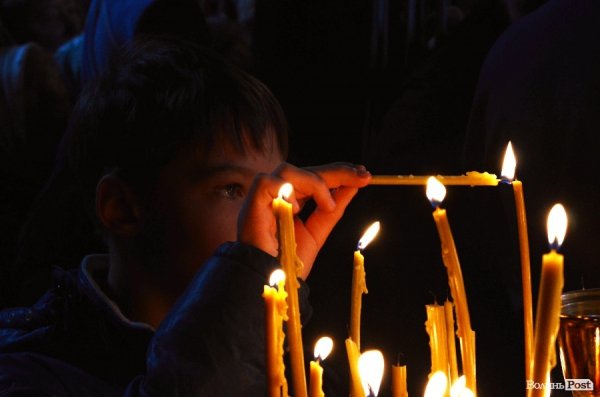 У Луцьк прибула святиня з Єрусалиму. ФОТО 