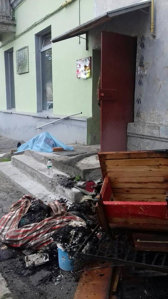 У Луцьку в квартирі знайшли тіло чоловіка. ОНОВЛЕНО. ФОТО