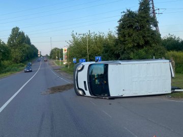 Виїхав на зустрічну: у ДТП на Волині постраждала 21-річна пасажирка