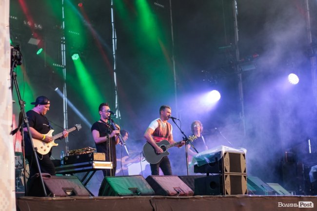 Другий день «Бандерштату» в обличчях та миттєвостях. ФОТОРЕПОРТАЖ