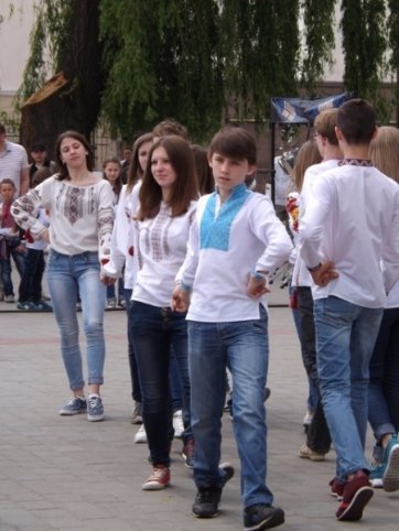 «Ми - майбутнє України»: флеш-моб у Луцьку