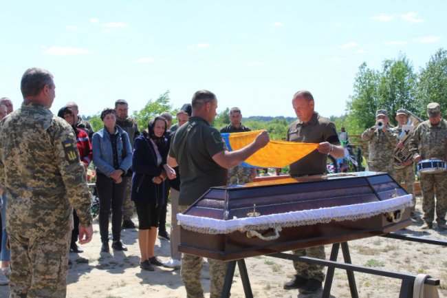 На Волині попрощалися з 56-річним Героєм Сергієм Дмитруком