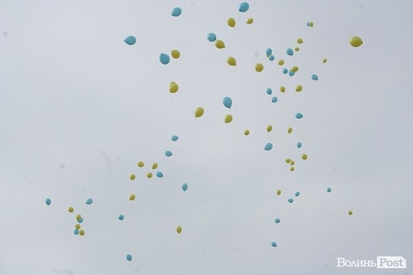 Перше вересня у луцькій школі №9. ФОТО