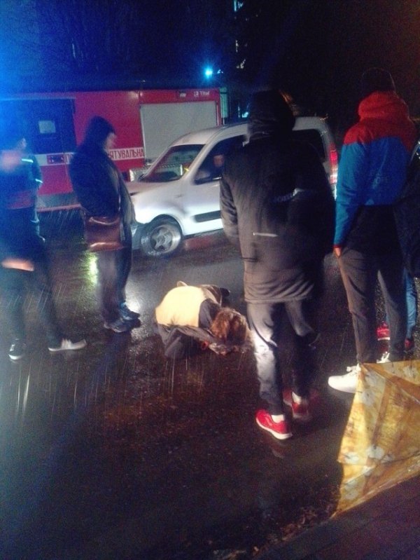 Аварія в Луцьку: дівчина потрапила під колеса Geely на «зебрі»