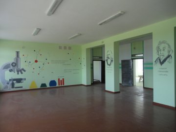 Музиканти, планети і вчені на стінах: як виглядає новозбудована школа на Волині. ФОТО