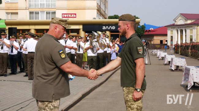 Як у Володимирі зустрічали бійців 14-ої бригади, що повернулися із зони ООС. ФОТО