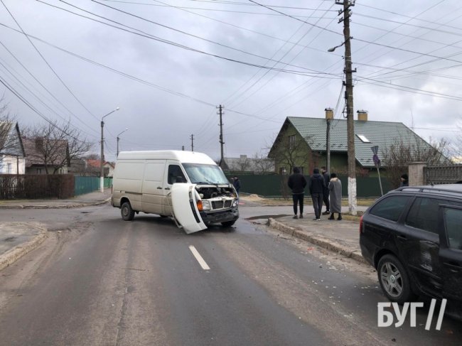 На Волині – ДТП: зіткнулися два автомобілі. ФОТО