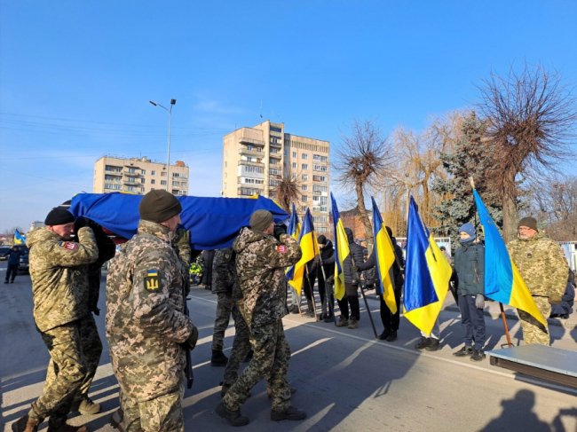 Волиняни провели в останню путь десантника Віталія Гараня