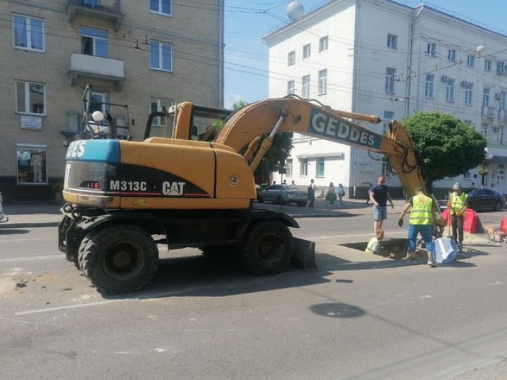 Перекриття руху на проспекті Волі у Луцьку скасували