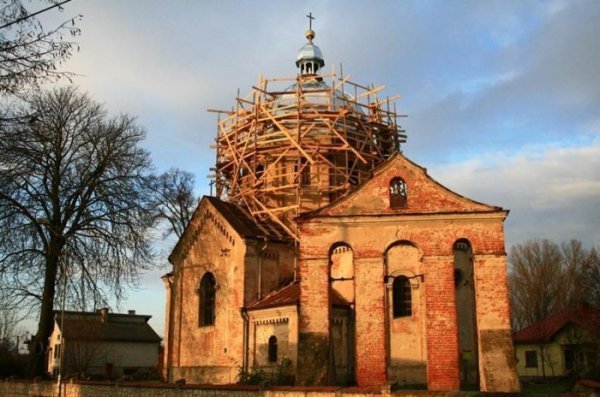 Закинуті українські храми Польщі. ФОТО