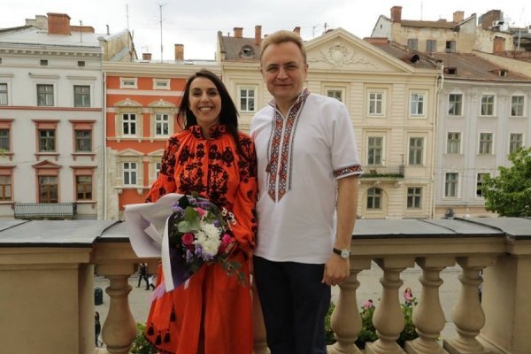 Переможниця Євробачення Джамала зустрілась з мером Львова. ФОТО