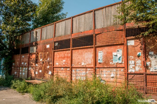 «Хто живе на ЛПЗ, тому у житті везе»: день на луцькому районі контрастів. ФОТО