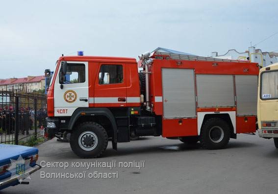 Силовики провели навчання на стадіоні в Луцьку