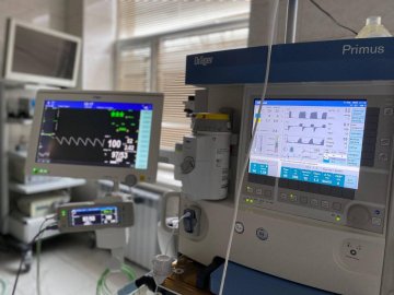 На Волині хірурги видалили в пацієнтки 4-кілограмову пухлину