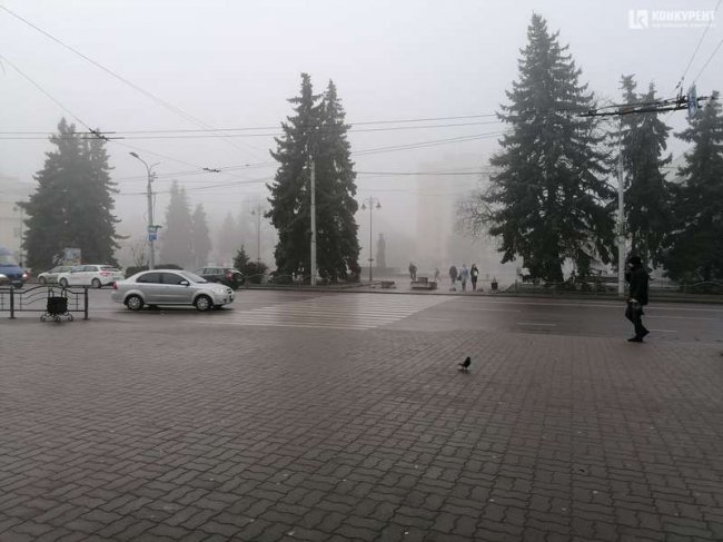 Луцьк «тоне» в густому тумані. ФОТО