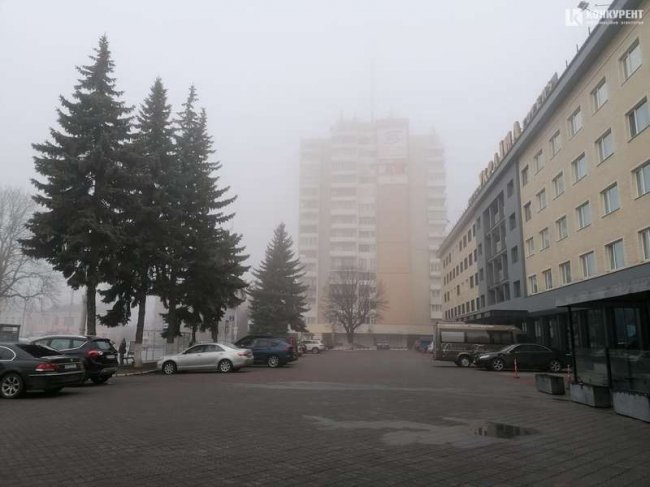 Луцьк «тоне» в густому тумані. ФОТО