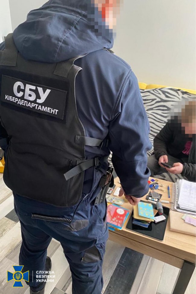 СБУ ліквідувала масштабний канал ввезення в Україну фальсифікованих препаратів для онкохворих