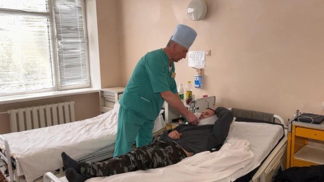 Більшість з мінно-вибуховими травмами: як у райлікарні на Волині реабілітовують військових. ВІДЕО
