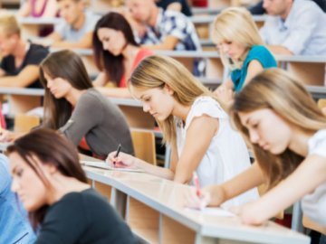 Заочне навчання скасують: уряд підтримав новий законопроєкт