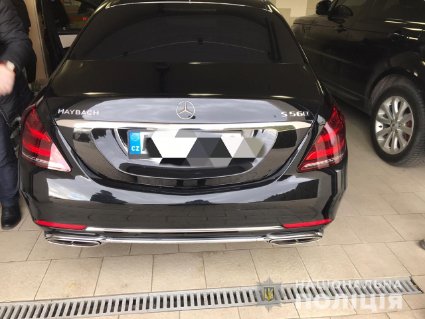 На Волині провели обшуки через злочинну схему ввезення авто з Європи. ФОТО