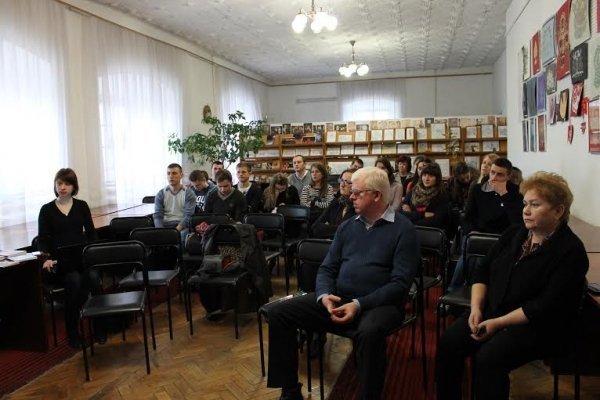 У Луцьку презентували документальну книжку про УПА. ФОТО