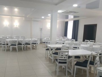 Показали зсередини кафе, яке відкрили замість «Космосу». ФОТО