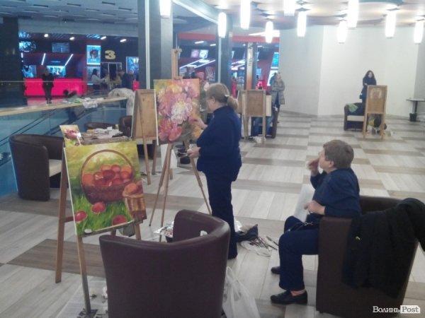  У Луцьку збирали гроші на амуніцію для Майї Москвич. ФОТО