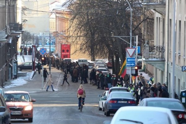 Литва підтримала Євромайдан «живим ланцюгом». ФОТО. ВІДЕО