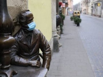 Транспорт переходить на спецперевезення: у Львові посилили жорсткий карантин