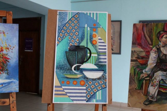 День студента по-інтелігентному: у луцькому політесі влаштували святкову виставку картин