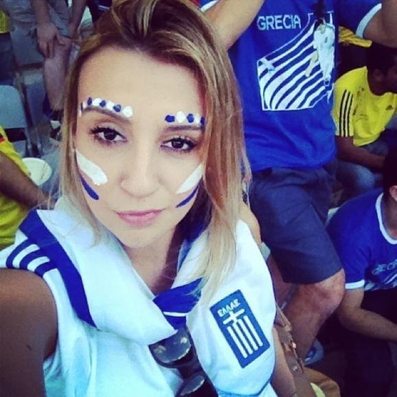 Найкрасивіші дівчата-вболівальниці. ФОТО
